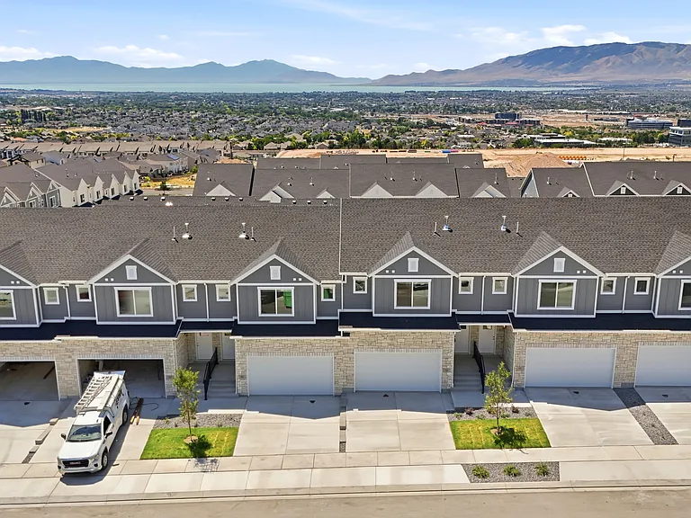 977 W Mountain Hollow Way — Photo 49