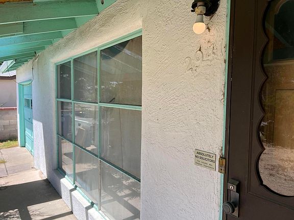4th image of 2941 Alvarado Dr NE