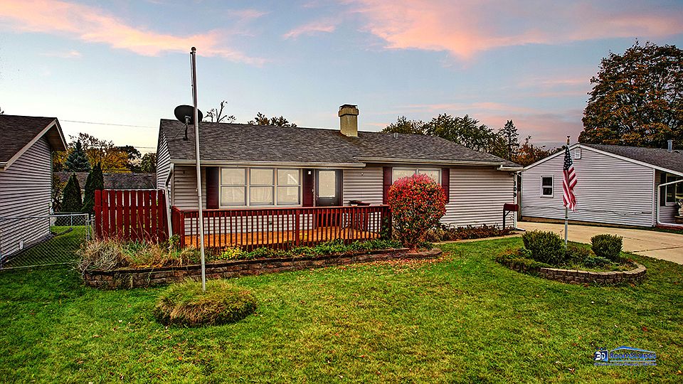 1st image of 109 Madera Cir