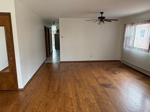 3rd image of 8635 W Catherine Ave #1