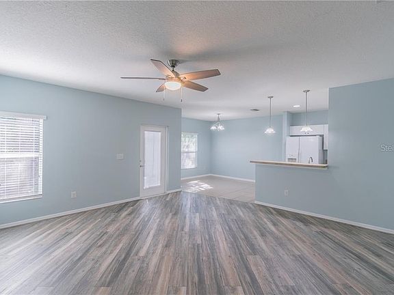 5th image of 1752 Poinsettia Ave