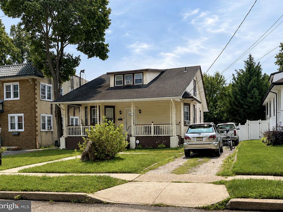 2nd image of 110 E Bettlewood Ave