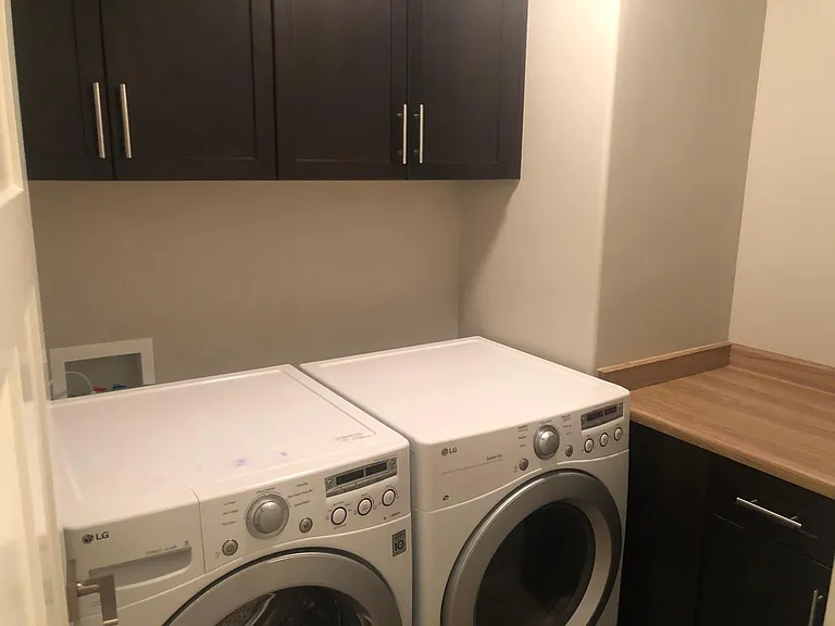 446 E Windy Garden Ln — Photo 3