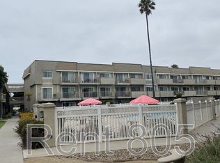 334 E Surfside Dr, Port Hueneme, CA 93041