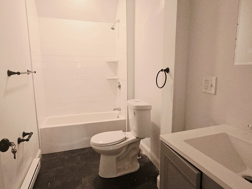 1st image of 36 High Rock St Floor 2