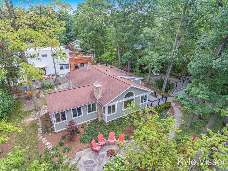 3645 Reeds Lake Blvd SE, Grand Rapids, MI 49506 Zillow
