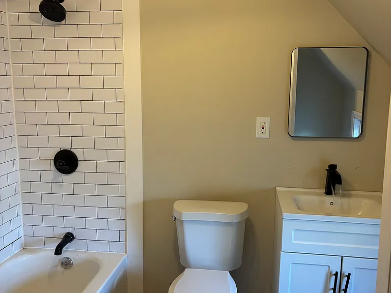 238 Schiller St — Photo 13