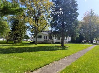 175 Roberts St, Sandusky, MI 48471