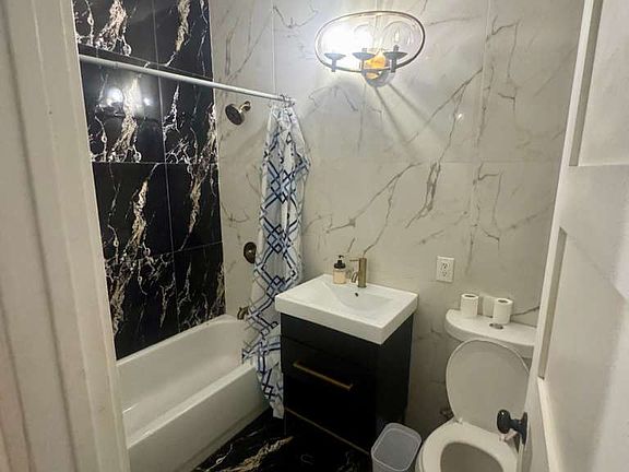 5th image of 525 Newark Ave #1B