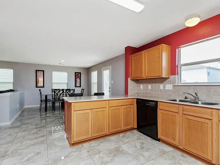 20738 Fair Castle Dr — Photo 18