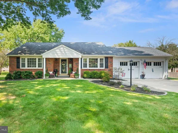 7 Primrose Pl, Ewing, NJ 08638