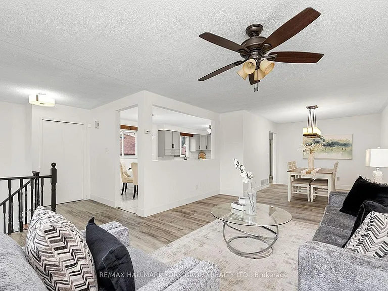 79 Maplegrove Ave — Photo 4