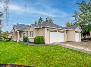 375 Robert Trent Jones Blvd, Eagle Point, OR 97524