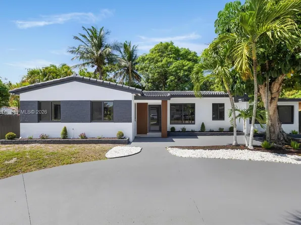770 NE 160th St, Miami, FL 33162