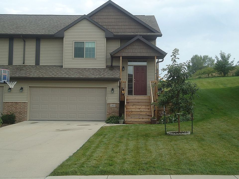 1st image of 285 Hickory Ct
