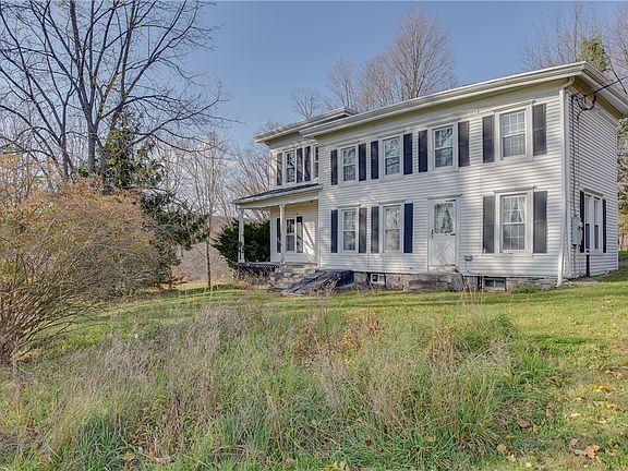 5th image of 285 Shew Hollow Rd
