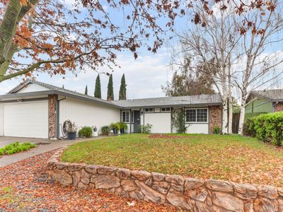 7876 Sunrise Mist Way, Sacramento, CA, 95828