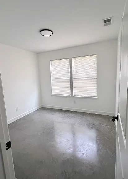 853 Kippley St — Photo 5