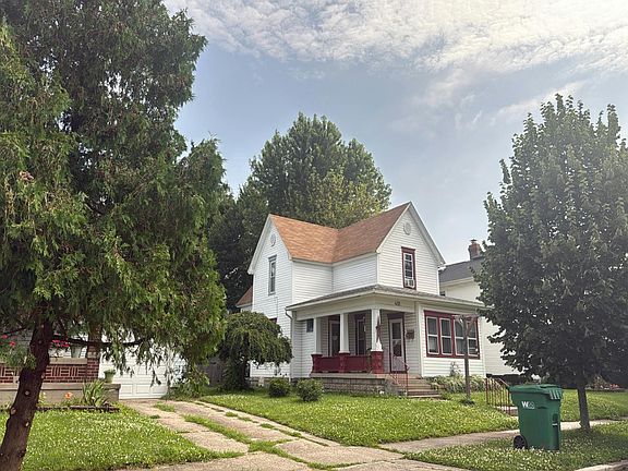 2nd image of 410 Lafayette Ave