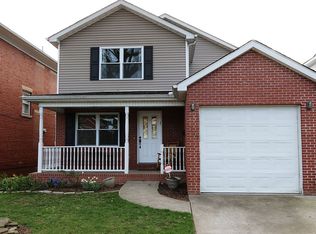 1123 9th St, Huntington, WV 25701