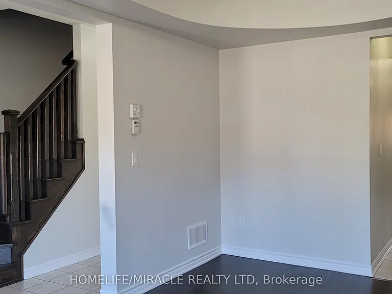 74 Hatton Ct — Photo 40