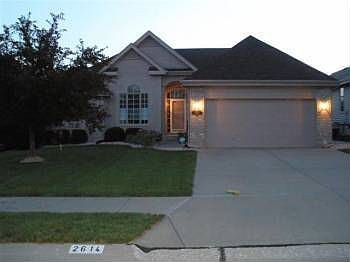 1st image of 2614 Tulip Ln