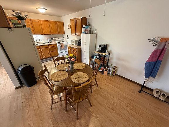 4th image of 235 Williamsburg Dr APT 5
