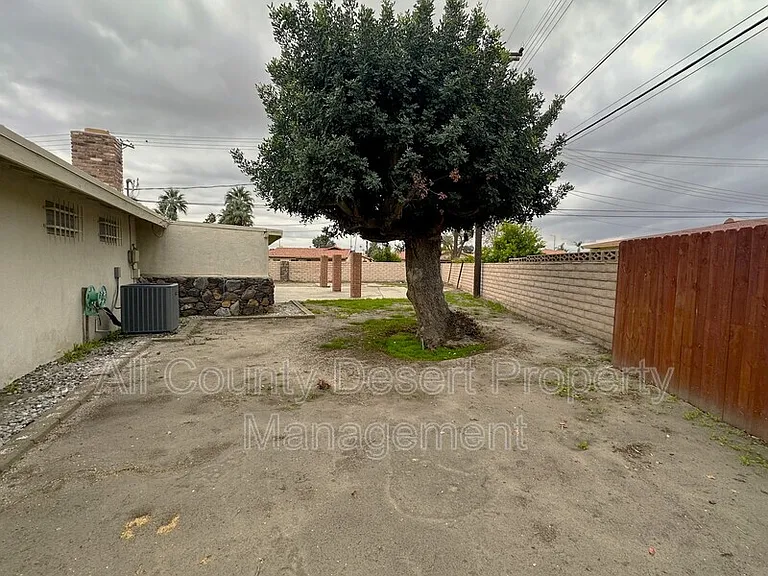 81867 Lancer Way — Photo 24