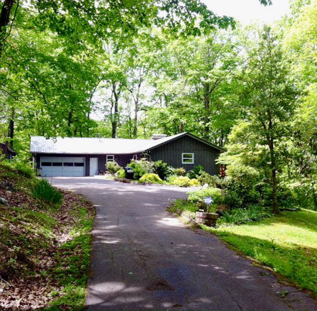 2nd image of 668 Skyline Dr