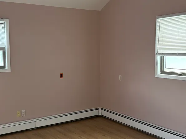 (undisclosed Address), Plainview, NY 11803