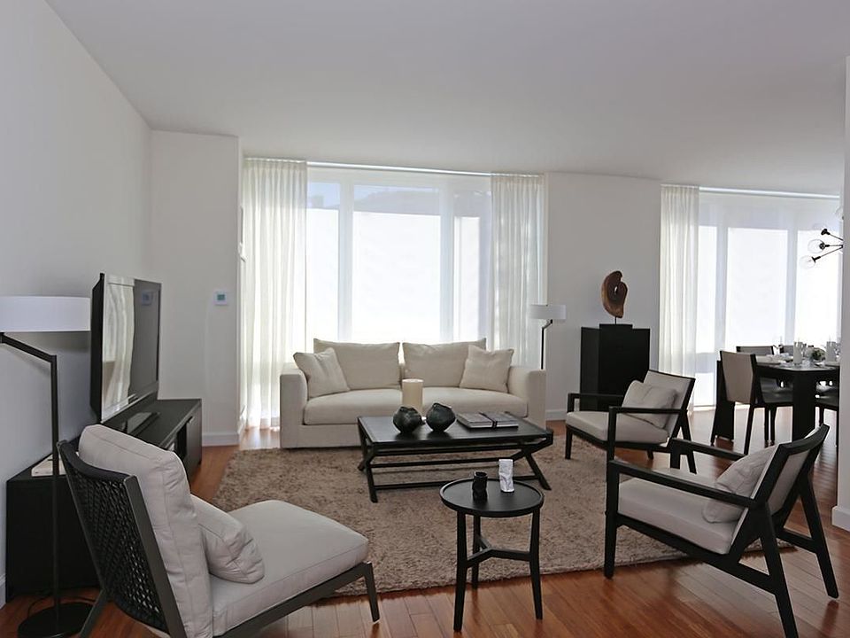 1st image of 160 W 62nd St APT 35C