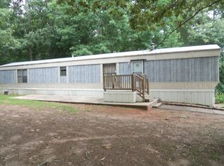 124 Chickasaw Dr, Locust Grove, GA 30248