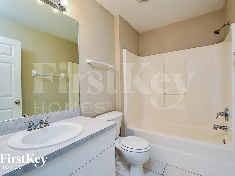117 Blackstone Dr — Photo 13