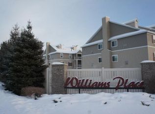 12761 Collegeview Dr APT 203, Eden Prairie, MN 55347