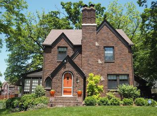 5727 Walnut Hill Ave, Des Moines, IA 50312