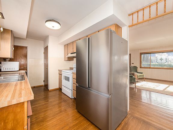 5th image of 170 Westmere Rd