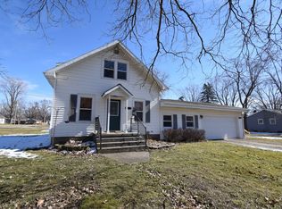 309 N West St, Hudson, IL 61748