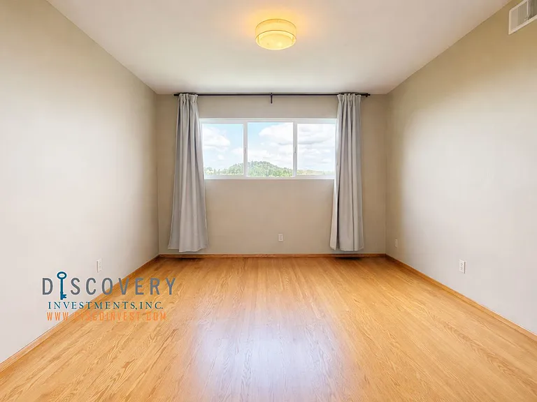 16 Carisbrook Ln — Photo 27