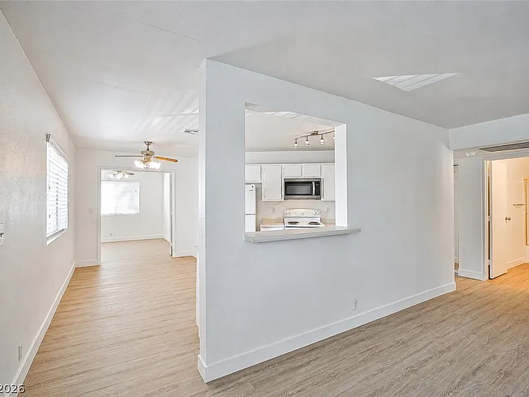 5091 Pioneer Ave #201 — Photo 7