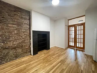 Rented by Best Apartments North Inc