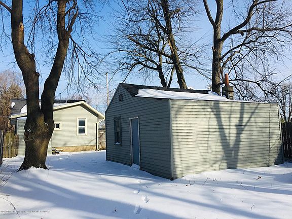 4th image of 1027 Meadowlawn Ave
