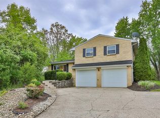 4685 Fields Ertel Rd, Cincinnati, OH 45241