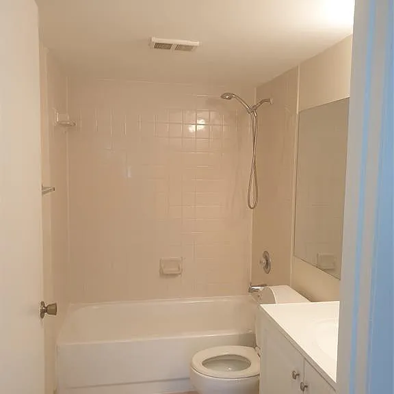 520 S Park Rd #1812 — Photo 9