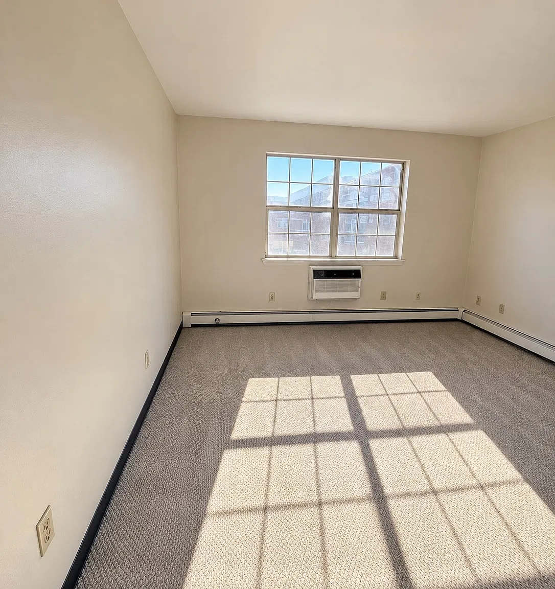 Studio, $1,200 — Photo 1
