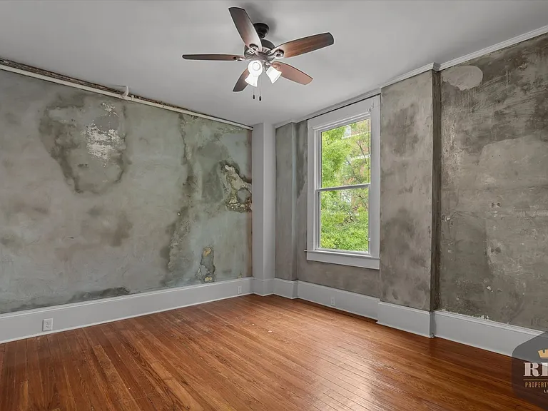 212 Seventh St. — Photo 11