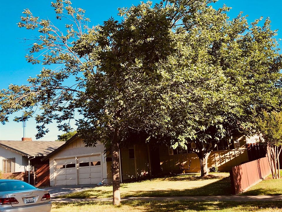 2nd image of 3824 E Gettysburg Ave