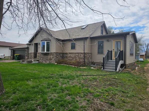 521 2nd Ave N, Woodstock, MN 56186