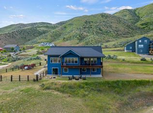 42 Shoemaker Ln, Horseshoe Bend, ID 83629