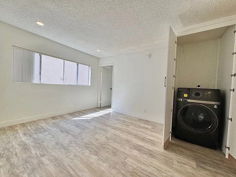 can372 — Photo 29