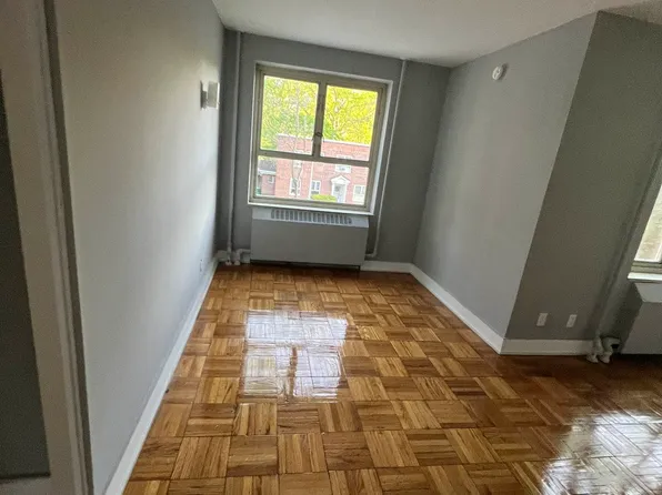 67-08 192nd Street image 8 of 13